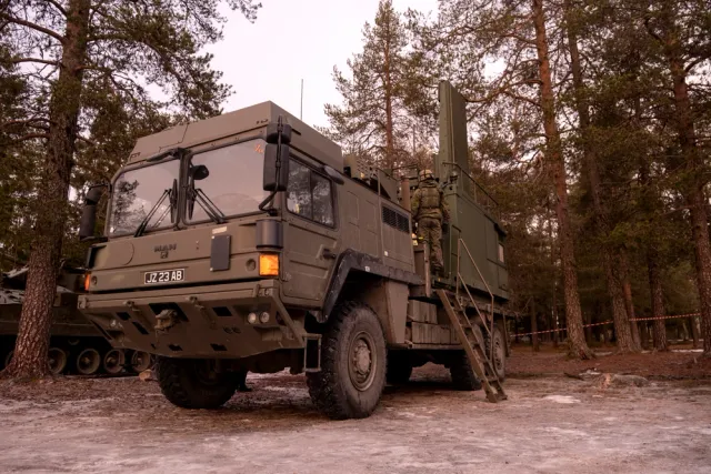 ARTHUR, Weapon locating / artillery locating radar, Electronic Warfare - view 1