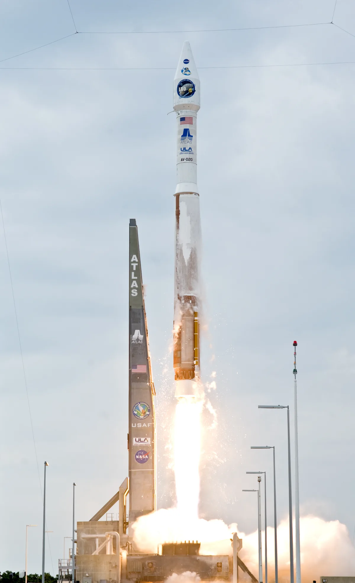 Atlas V, Expendable orbital launch vehicle, Support Equipment