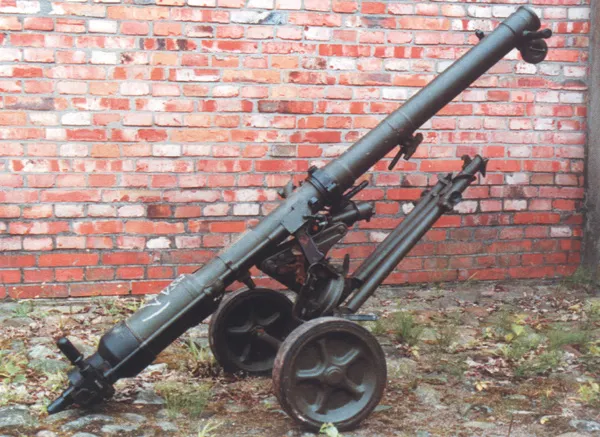 B-10 recoilless rifle, 82 mm smoothbore recoilless rifle, Infantry Weapons - view 1