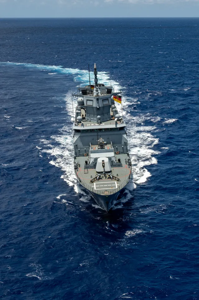 Baden-Württemberg / F125 frigate, Stabilization frigate class, Naval Systems - view 2