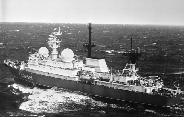 Balzam class (Project 1826) intelligence ship, Intelligence collection ship, Naval Systems - view 2
