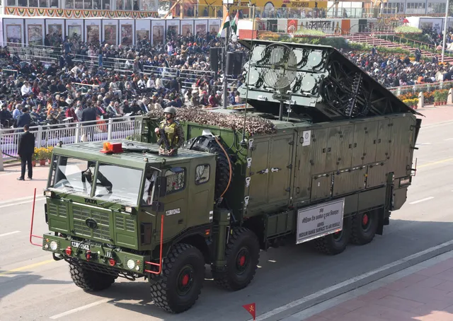 Barak-8, Medium- to long-range surface-to-air missile system, Air Defense - view 2