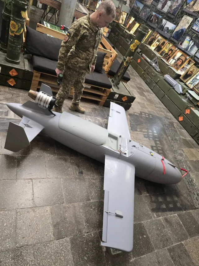 Bars RS-1, Jet-powered long-range one-way attack UAV / drone-missile, Aircraft & UAVs - view 2