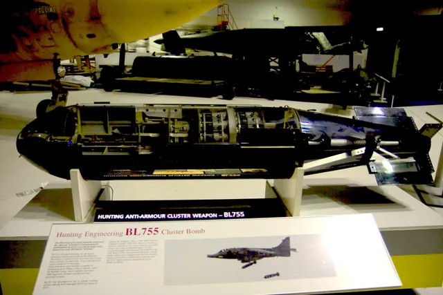 BL-755 cluster bomb, Air-dropped anti-armor cluster bomb, Munitions - view 1