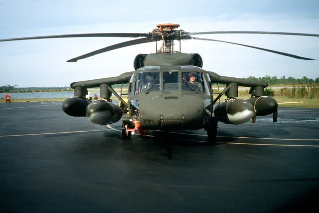 Black Hawk helicopter, Medium-lift military utility helicopter family, Aircraft & UAVs - view 2