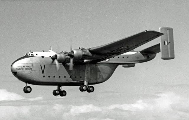 Blackburn Beverley, Heavy military transport aircraft, Aircraft & UAVs - view 2