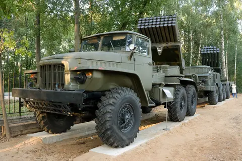 BM-21 Grad, 122 mm multiple rocket launcher, Artillery