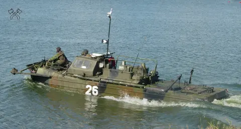 BMK-460, Towing motor boat for pontoon-bridge units, Support Equipment