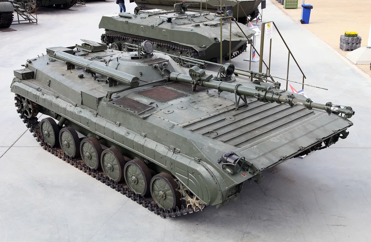 BMP-1KSh command vehicle, Tracked armored command post vehicle, Support Equipment