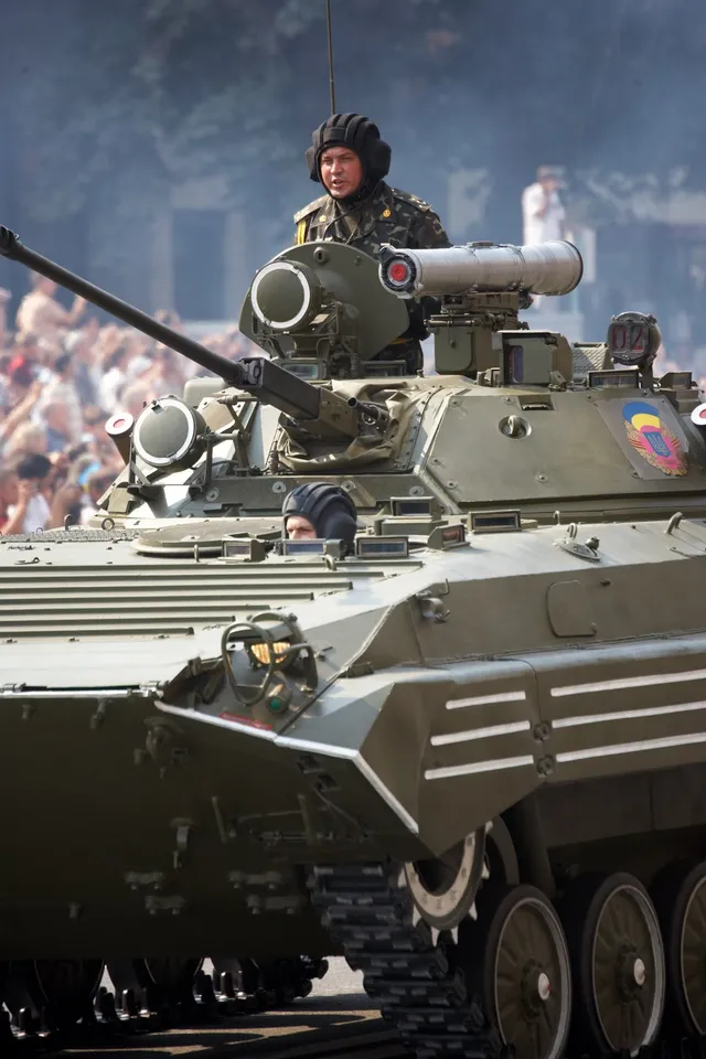 BMP-2 675-sb3KDZ, Up-armored tracked infantry fighting vehicle, Armored Vehicles - view 1