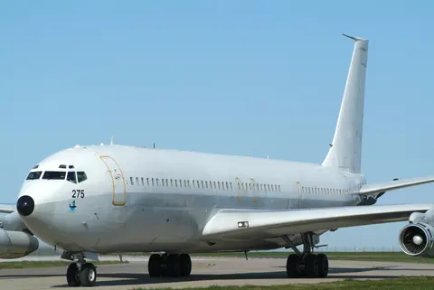 Boeing 707 Re'em, Aerial refueling tanker and transport aircraft, Support Equipment