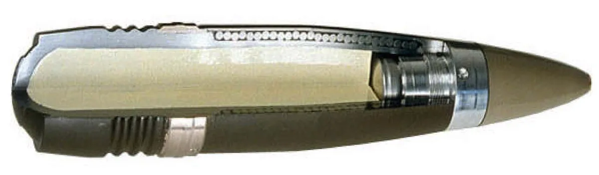 Bofors 40 mm 3P ammunition, 40 mm pre-fragmented HE round, Munitions