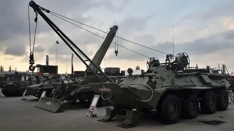 BREM-K, Wheeled armored repair and recovery vehicle, Support Equipment