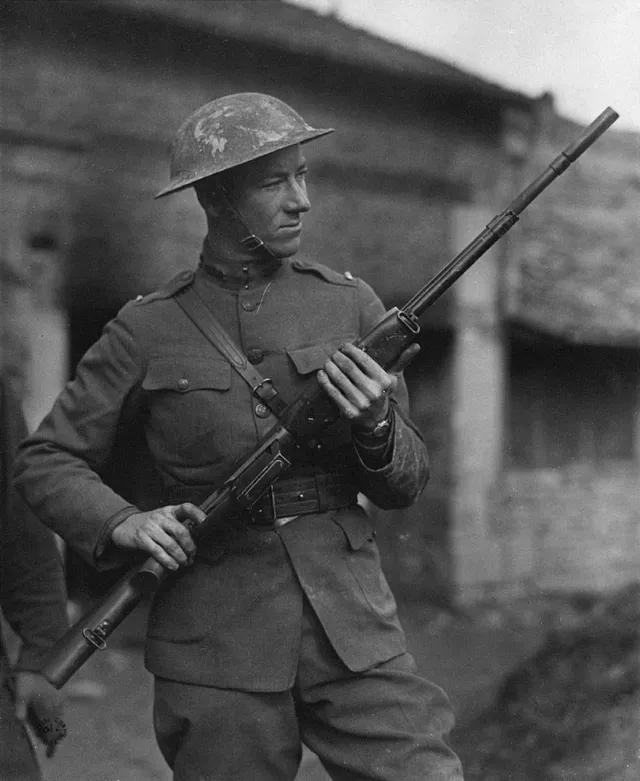 Browning Automatic Rifle, Automatic rifle / light machine gun, Infantry Weapons - view 2