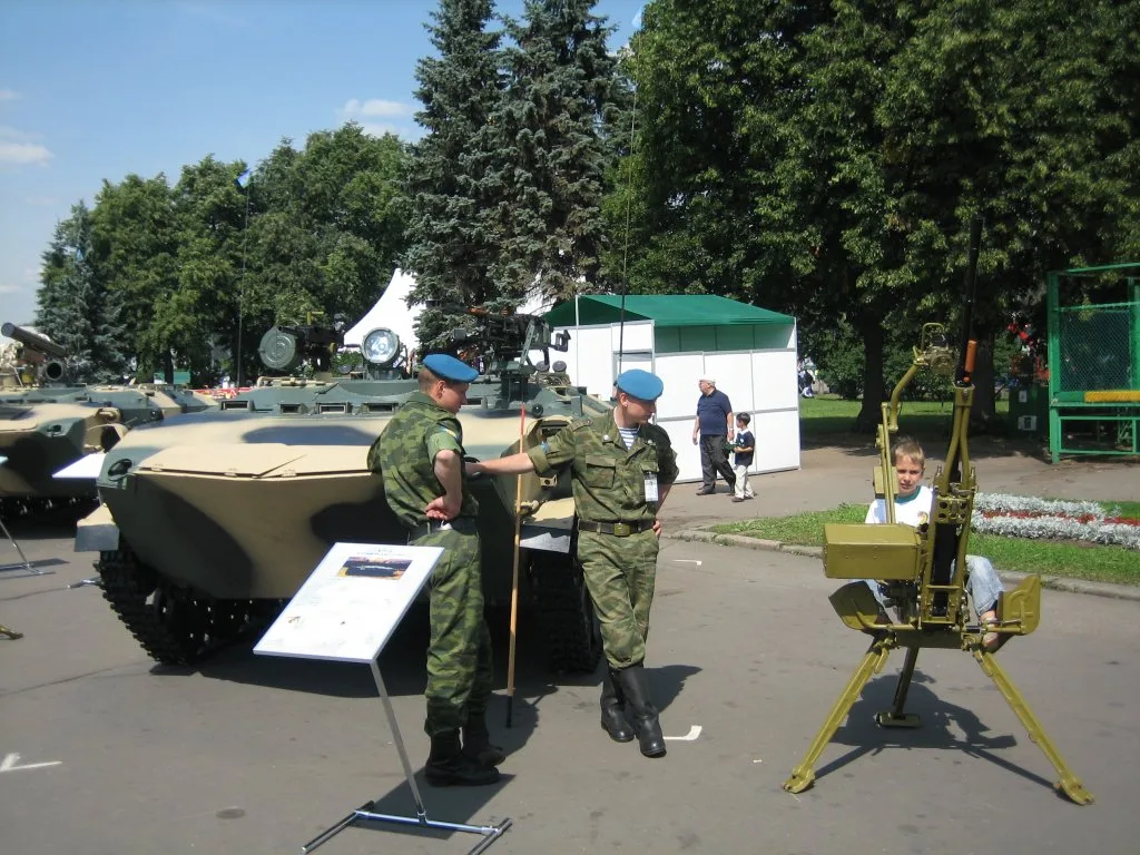 BTR-D, Airborne amphibious tracked armored personnel carrier, Armored Vehicles