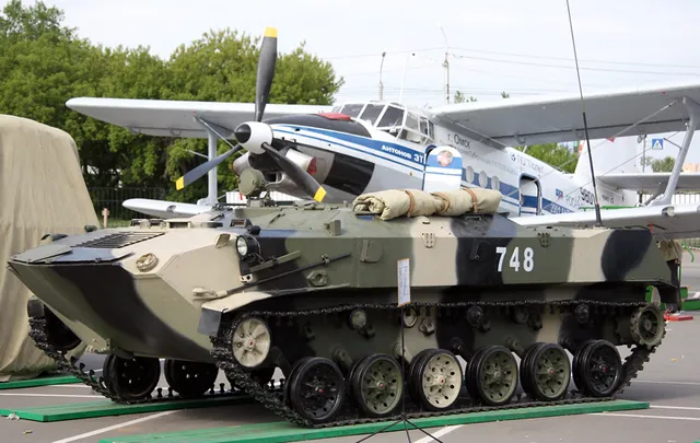 BTR-D, Airborne amphibious tracked armored personnel carrier, Armored Vehicles - view 1
