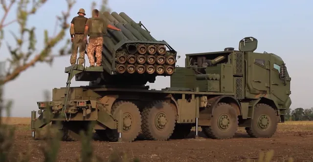 Bureviy, 220 mm self-propelled multiple launch rocket system, Artillery - view 1