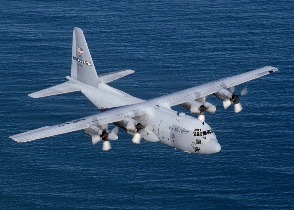 C-130 Hercules, Tactical airlift transport aircraft, Aircraft & UAVs