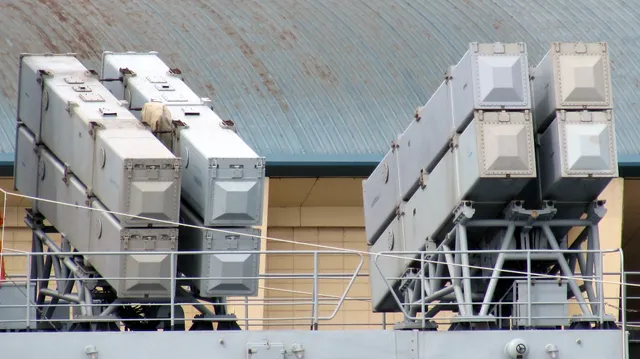 C-802/Noor anti-ship cruise missile, Anti-ship cruise missile, Munitions - view 2
