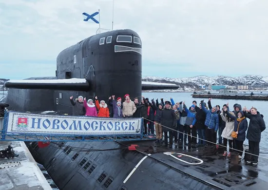 Delta IV-class submarine, Nuclear-powered ballistic missile submarine class, Naval Systems - view 2