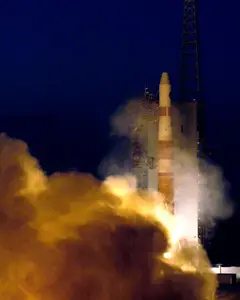 Delta IV Medium+ (4,2), Medium-lift orbital launch vehicle, Support Equipment