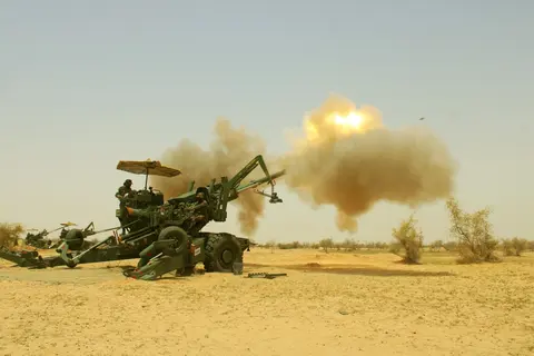 Dhanush, 155 mm / 45 calibre towed artillery gun system, Artillery