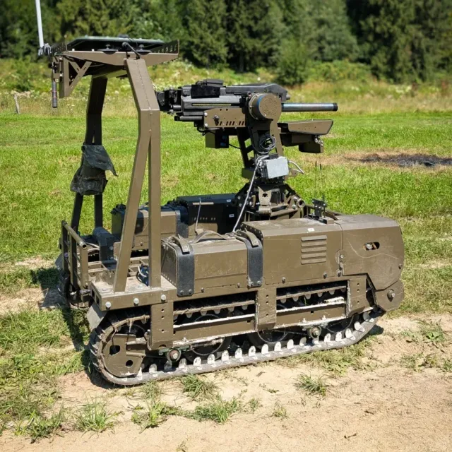 Droid NW 40, Unmanned ground vehicle, Support Equipment - view 1