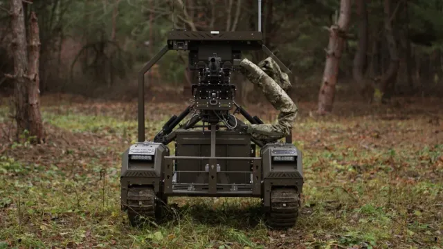 Droid TW 12.7, Unmanned ground vehicle, Support Equipment - view 1