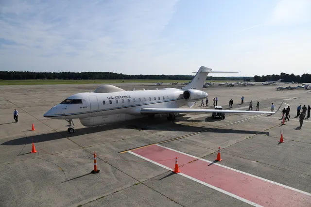 E-11A airborne communications relay aircraft, Airborne communications relay aircraft, Aircraft & UAVs - view 1