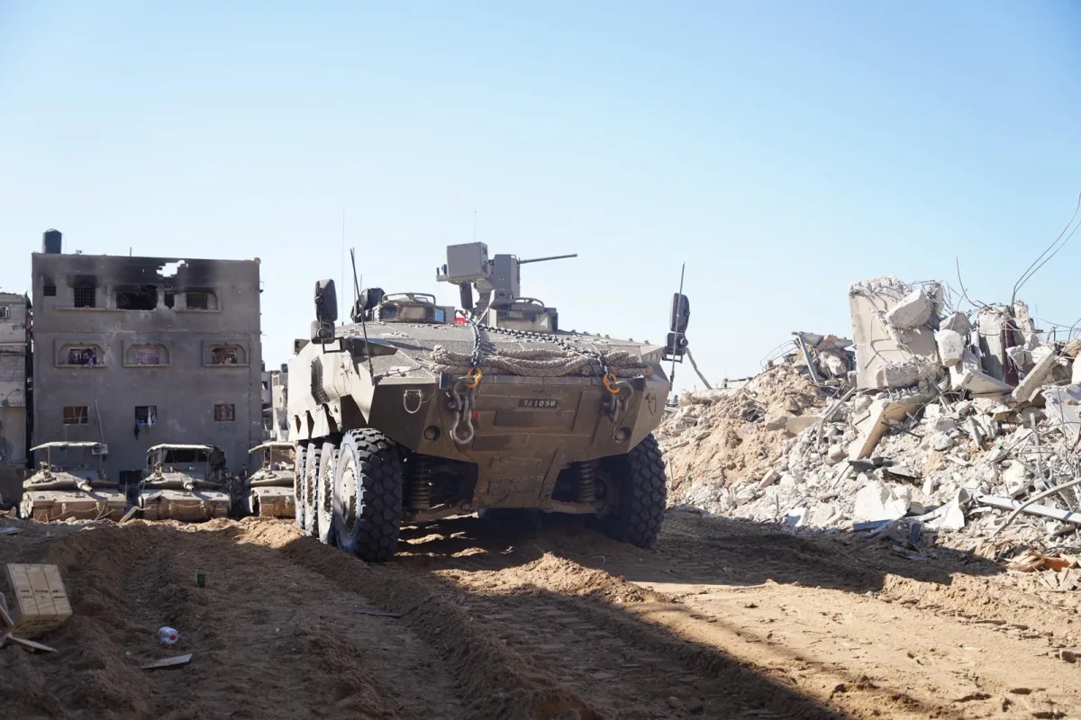 Eitan wheeled armored personnel carrier, Wheeled armored personnel carrier, Armored Vehicles - 2023 Israel-Hamas War