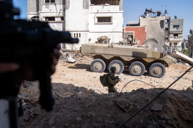 Eitan wheeled armored personnel carrier, Wheeled armored personnel carrier, Armored Vehicles - view 1