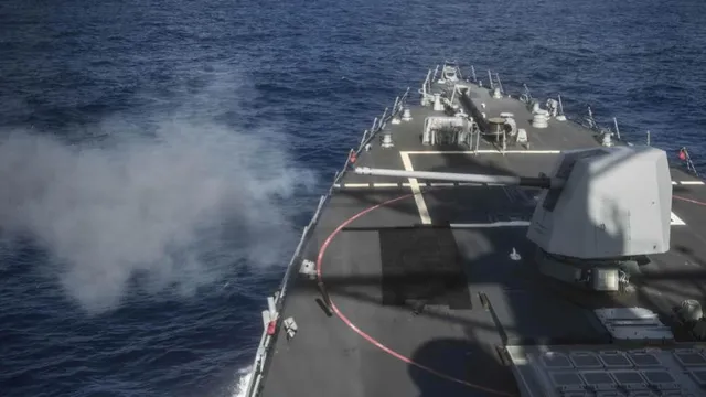 Excalibur N5, 5-inch/127 mm naval precision-guided projectile, Munitions - view 1