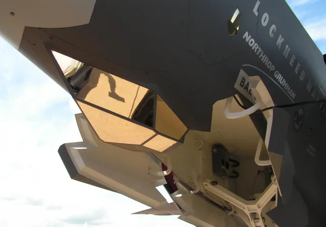 F-35 Electro Optical Targeting System (EOTS), Internally mounted electro-optical targeting sensor subsystem, Support Equipment - view 2
