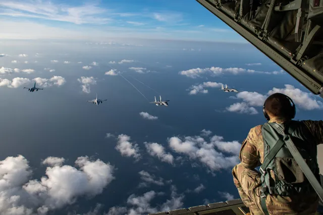 FA-50PH, Supersonic light combat aircraft, Aircraft & UAVs - view 3
