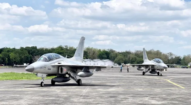 FA-50PH, Supersonic light combat aircraft, Aircraft & UAVs - view 2