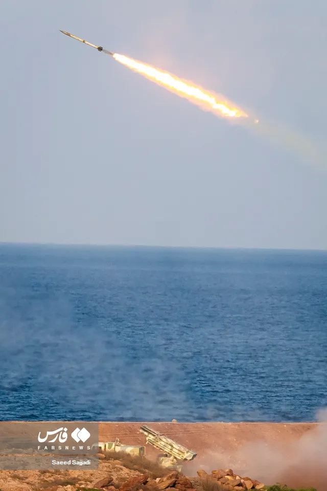 Fajr-3 rocket, 240 mm unguided artillery rocket, Munitions - view 1