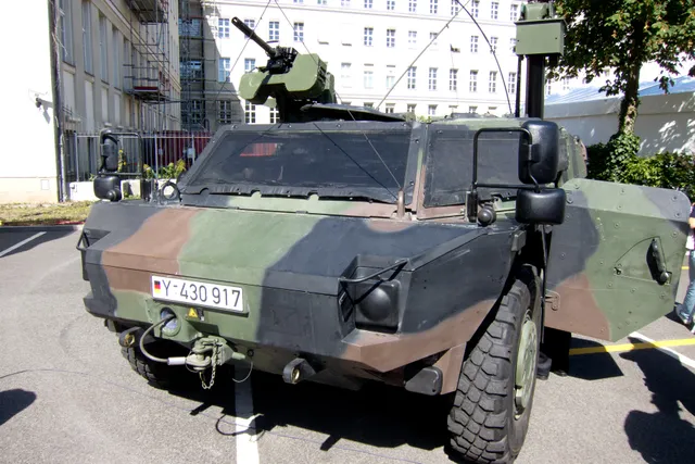 Fennek Reconnaissance Vehicle, Armored reconnaissance vehicle, Armored Vehicles - view 1