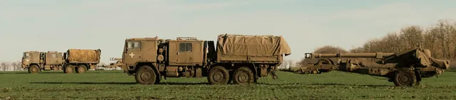 Italian FH70 howitzer operated by a Ukrainian artillery unit