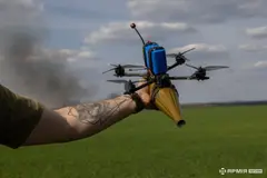 FPV drones, First-person-view small UAV / one-way attack drone, Aircraft & UAVs