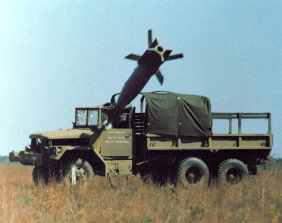 GBU-27 Paveway III, 2,000-pound hard-target laser-guided bomb, Munitions