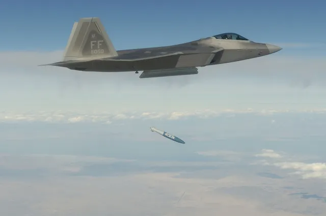 F-22 Raptor, Fifth-generation stealth air-superiority fighter, Aircraft & UAVs - view 2
