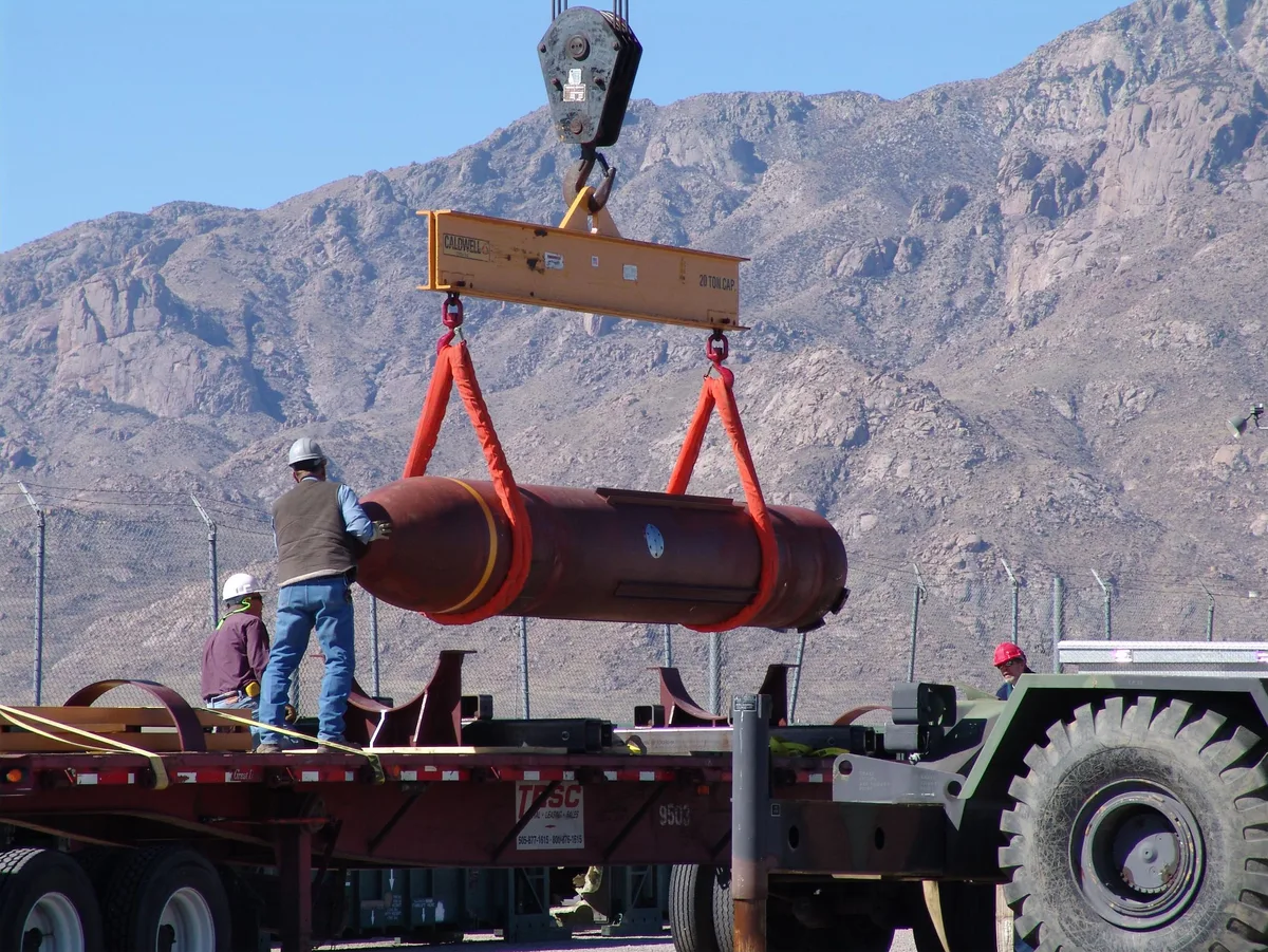 GBU-57A/B Massive Ordnance Penetrator, Air-delivered deep-penetration guided bomb, Munitions
