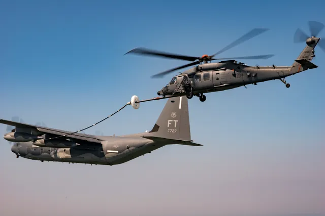 HC-130J Combat King II, Fixed-wing personnel recovery and helicopter air-to-air refueling aircraft, Aircraft & UAVs - view 4