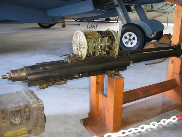Hispano-Suiza HS.404, 20 mm aircraft autocannon, Aircraft & UAVs - view 1