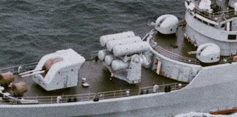 HQ-61B, Short-range ship-launched surface-to-air missile, Munitions