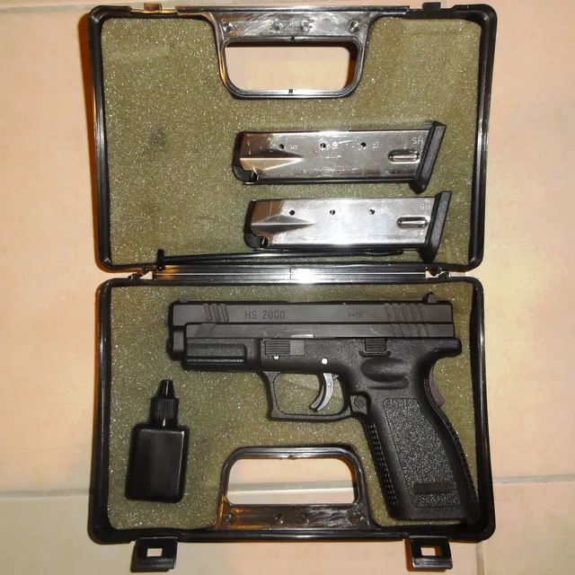 HS-9 pistol, 9x19 mm semi-automatic pistol, Infantry Weapons - view 4