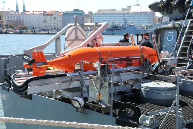 HUGIN autonomous underwater vehicle, Autonomous underwater vehicle, Support Equipment - view 2