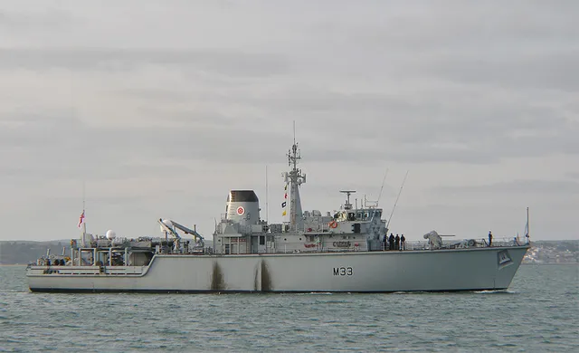 Hunt class, Mine countermeasures vessel class, Naval Systems - view 1