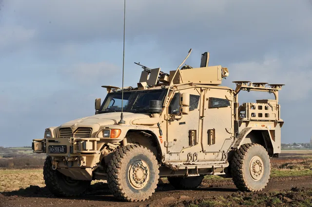 Husky TSV, 4x4 protected tactical support vehicle, Armored Vehicles - view 1