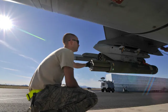 Hydra-70 rocket system, 2.75-inch air-launched rocket family, Munitions - view 5